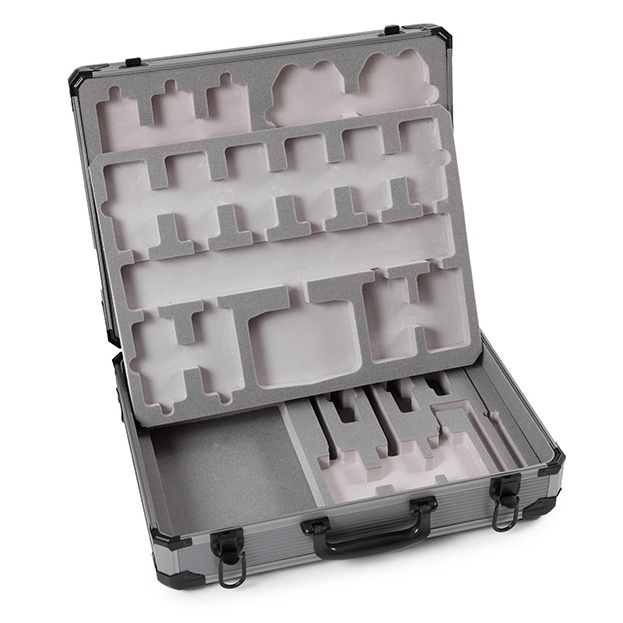 Angepasste Aluminium-Tragetasche.jpg