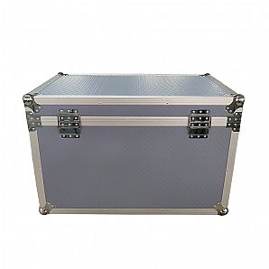 Maßgefertigter Flightcase mit Wabenplatte